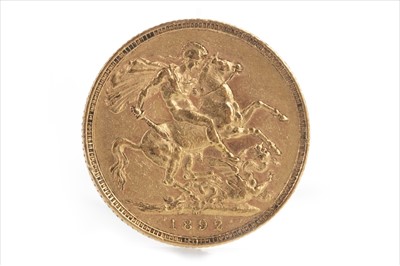 Lot 30 - A GOLD SOVEREIGN, 1892