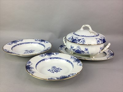 Lot 248 - A SAXON WEDGWOOD ETRURIA ENGLAND PART DINNER SERVICE