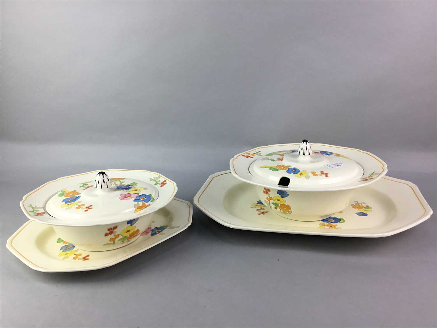 Lot 250 - A TAMSWARE ENGLAND PART DINNER SERVICE