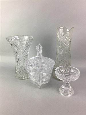 Lot 350 - A LOT OF CRYSTAL AND GLASSWARE