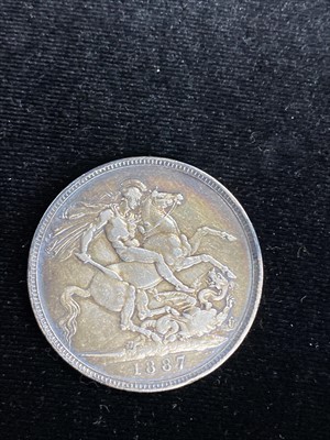 Lot 392 - A LOT OF UK AND INTERNATIONAL COINS
