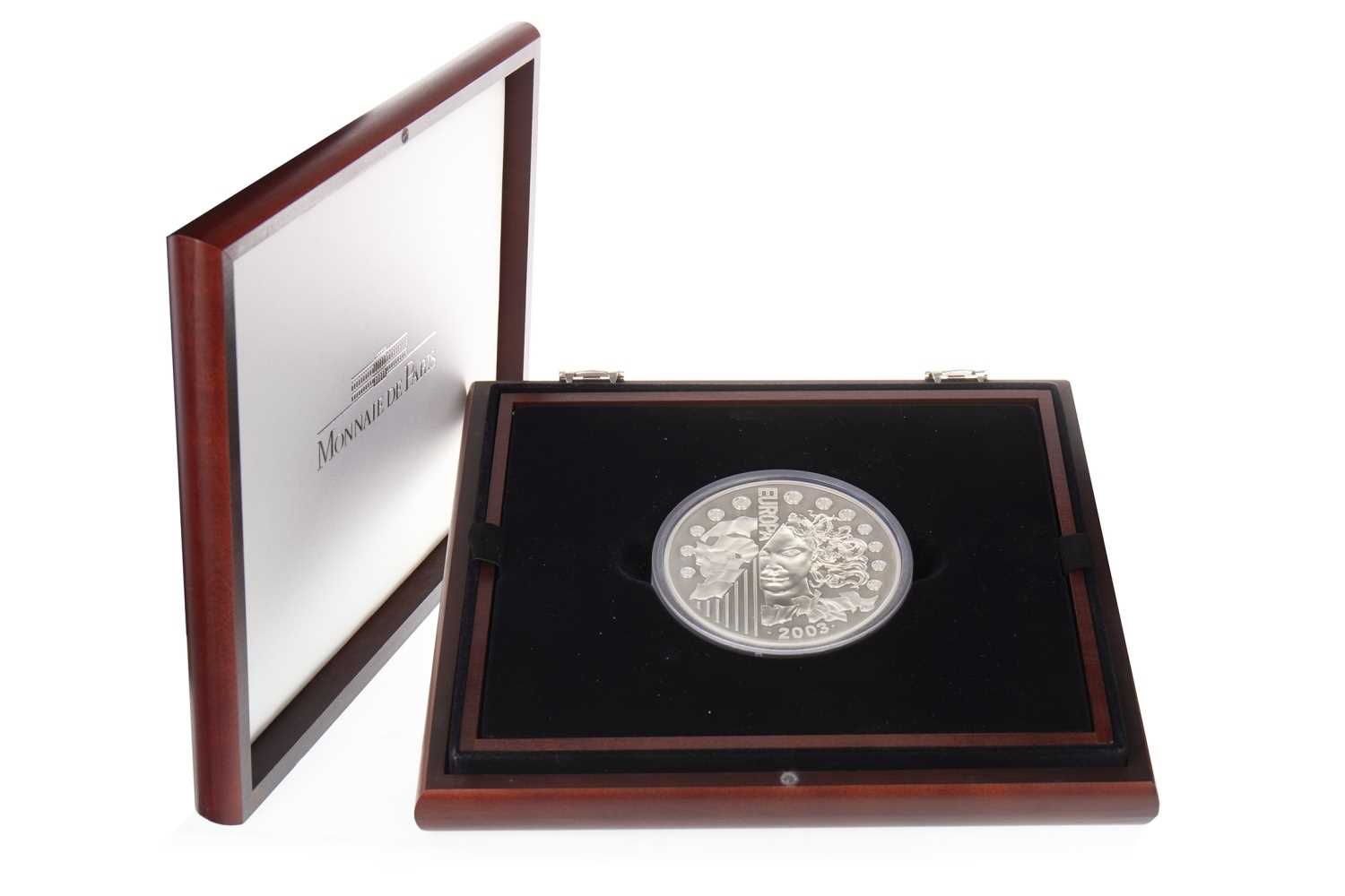 Lot 59 - A SILVER 1 KILO COIN