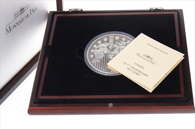 Lot 59 - A SILVER 1 KILO COIN