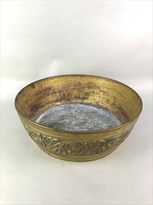 Lot 410 - A 19TH CENTURY BRASS CIRCULAR BOWL