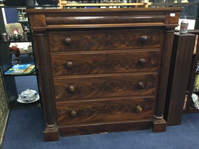 Lot 423 - AN EARLY VICTORIAN MAHOGANY CHEST OF DRAWERS