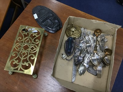 Lot 431 - A VICTORIAN BRASS TRIVET AND PLATED FLATWARE, BRASSWARE AND AN AFRICAN MASK