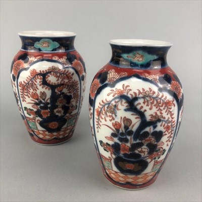 Lot 246 - A LOT OF TWO SMALL IMARI BALUSTER VASES
