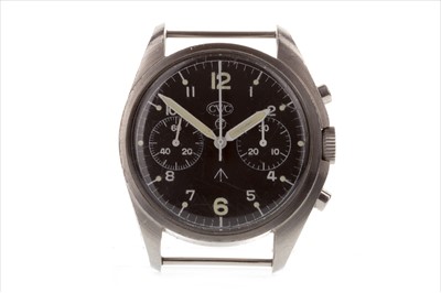 Lot 808 - A GENTLEMAN'S CWC MILITARY ISSUE WATCH