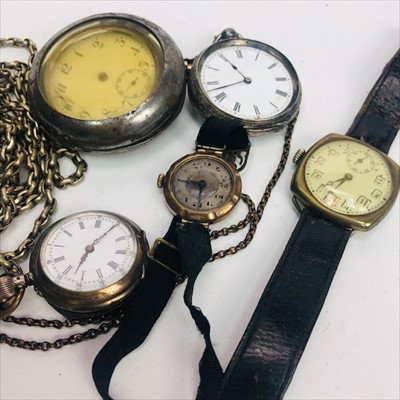 Lot 7 - A LOT OF SILVER AND OTHER WATCHES