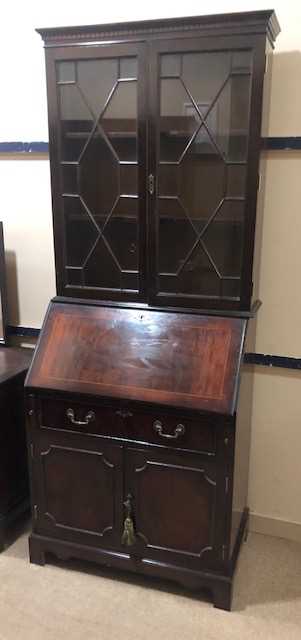 Lot 196 - A MAHOGANY REPRODUCTION BUREAU BOOKCASE