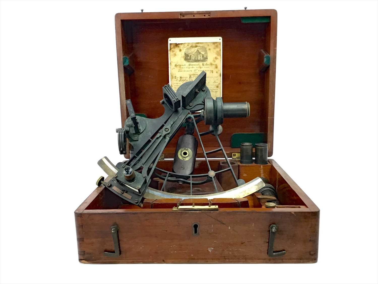 Lot 1163 - AN EARLY 20TH CENTURY MARINE SEXTANT BY HENRY HUGHES