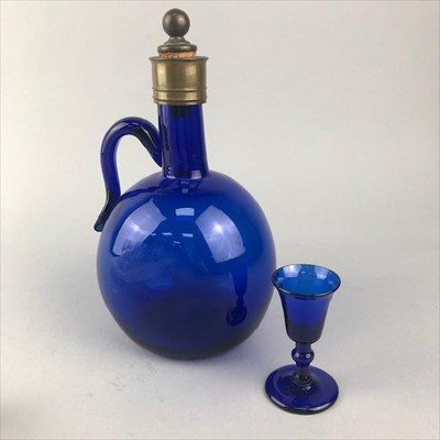 Lot 41 - A LOT OF GLASSWARE INCLUDING A BLUE GLASS SPIRIT FLASK