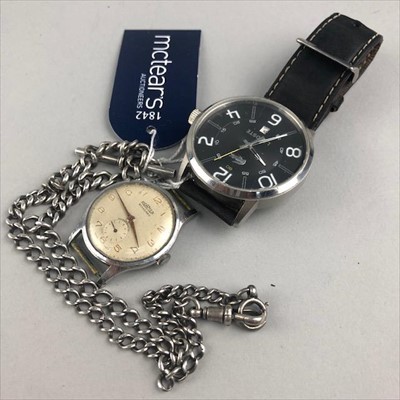 Lot 87 - A GENTLEMANS WRIST WATCH BY ROAMER ANOTHER WATCH AND A SILVER CHAIN