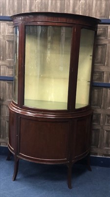 Lot 259 - A MAHOGANY BOWFRONT DISPLAY CABINET