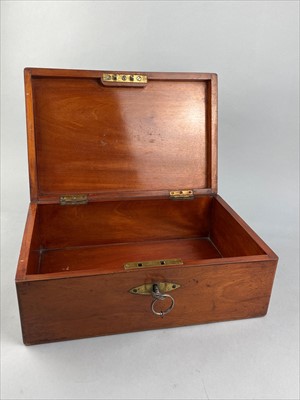 Lot 192 - A VICTORIAN MAHOGANY BOX AND A DIE STAMP