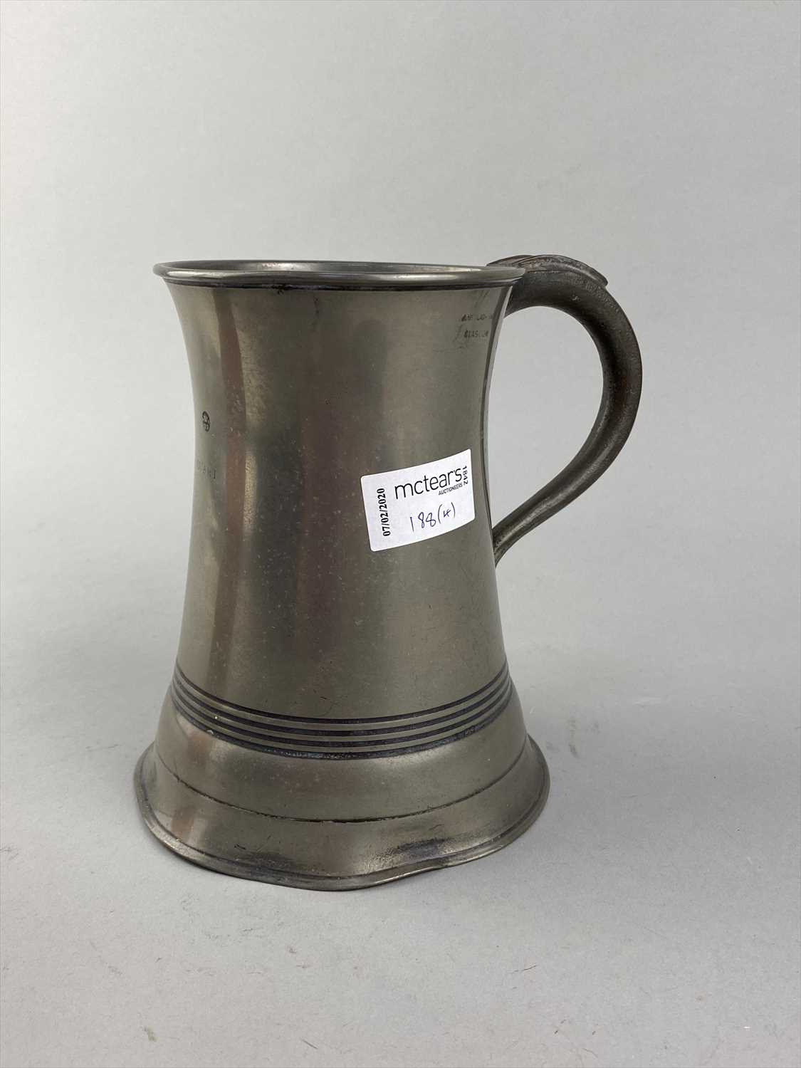 Lot 188 - AN R.A.F. CAST METAL PLAQUE, PEWTER MUG, GLASS FLASK AND LORGNETTES