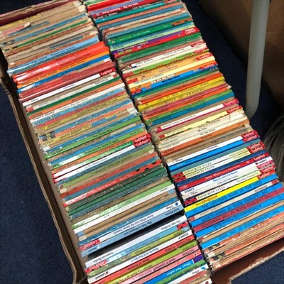 Lot 139 - A LOT OF CHILDRENS BOOKS
