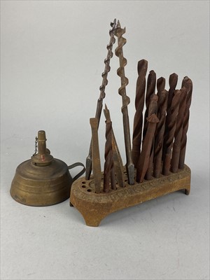 Lot 273 - A LOT OF VINTAGE TOOLS