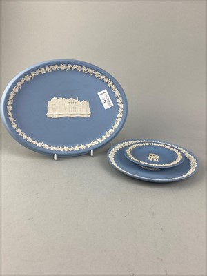 Lot 321 - A LOT OF CERAMICS INCLUDING WEDGWOOD