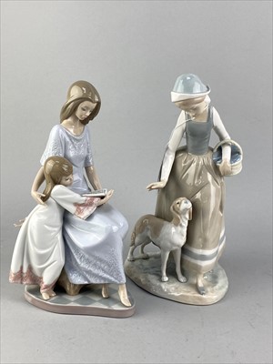 Lot 297 - A NAO FIGURE AND A LLADRO FIGURE