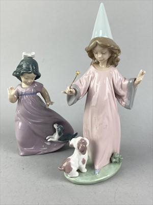 Lot 304 - A LLADRO FIGURE AND FOUR NAO FIGURES