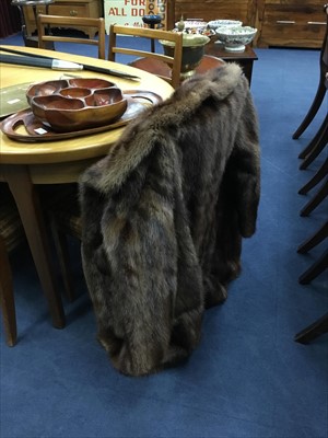 Lot 407 - A BROWN 3/4 LENGTH FUR COAT AND A SMITH BROS DUNDEE FUR COAT