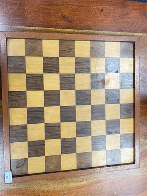 Lot 424 - A VINTAGE MAHOGANY CASED GAMES COMPENDIUM, GLASS MARBLES AND A CHESS BOARD