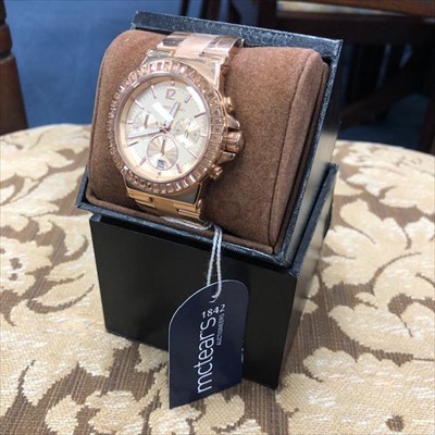 Lot 503 - A GENT'S MICHAEL KORS WRISTWATCH