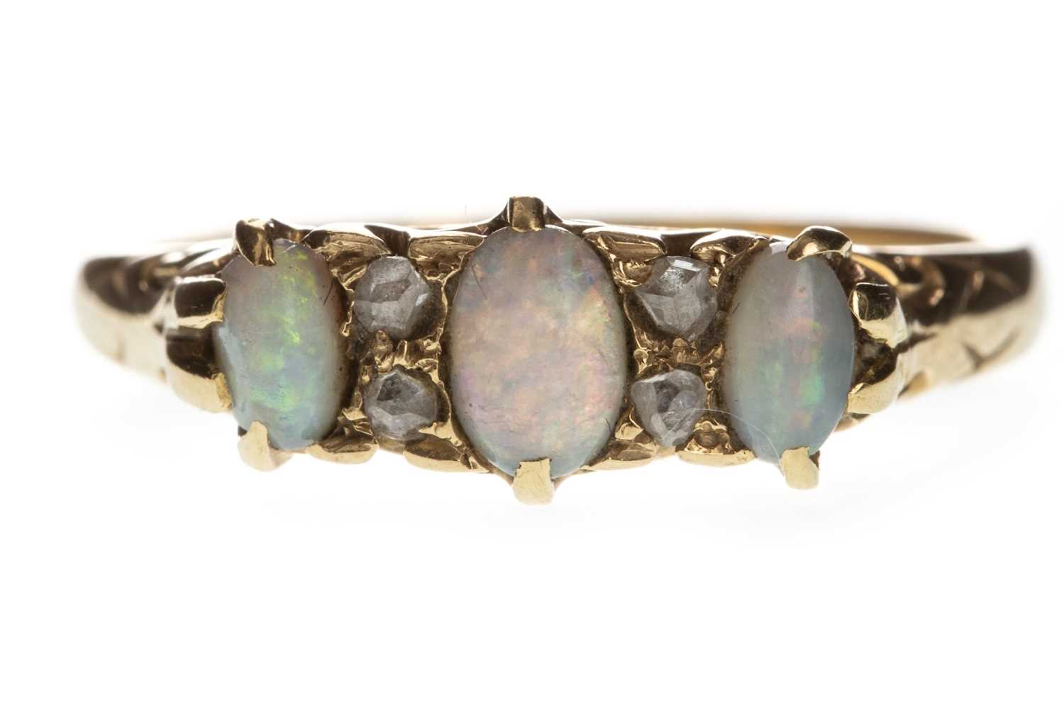 Lot 819 - AN OPAL AND DIAMOND RING