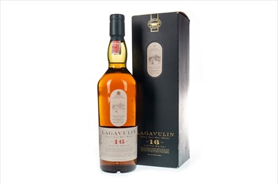 Lot 42 - LAGAVULIN 16 YEARS OLD WHITE HORSE DISTILLERS