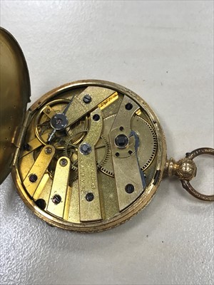Lot 762 - A LADY'S GOLD FOB WATCH