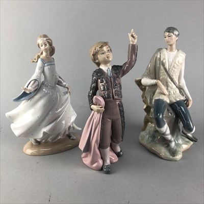 Lot 276 - A LOT OF THREE LLADRO FIGURES INCLUDING A SHEPHERD
