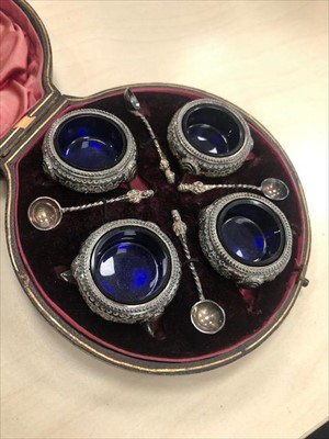 Lot 1 - A SET OF SIX SILVER COFFEE SPOONS ALONG WITH A STAINER AND A CRUET SET