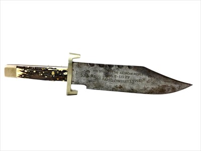 Lot 1392 - A LATE 19TH CENTURY BOWIE KNIFE