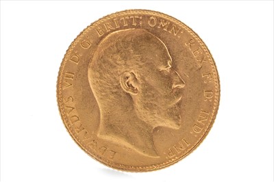 Lot 2 - A GOLD SOVEREIGN,  1910