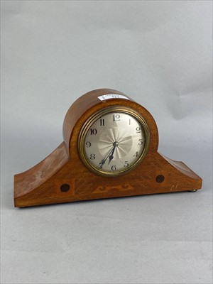 Lot 417 - AN EDWARDIAN MANTEL CLOCK