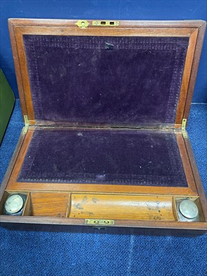 Lot 503 - AN EARLY 20TH CENTURY MAHOGANY LAP DESK