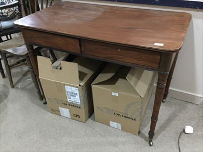 Lot 472 - A 19TH CENTURY MAHOGANY SIDE TABLE