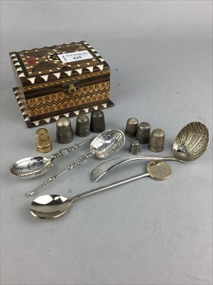 Lot 525 - A COLLECTION OF SILVER AND OTHER THIMBLES AND SPOONS