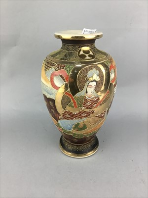 Lot 544 - A JAPANESE SATSUMA VASE