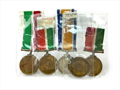 Lot 1422 - A WWI MERCANTILE MARINE MEDAL AND A BWM PAIR