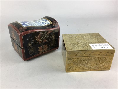 Lot 548 - A LOT OF TWO CHINESE LIDDED BOXES