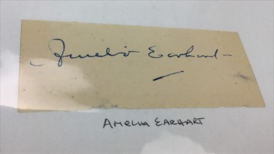 Lot 1471 - A LOT OF AUTOGRAPHS AND SKETCHES