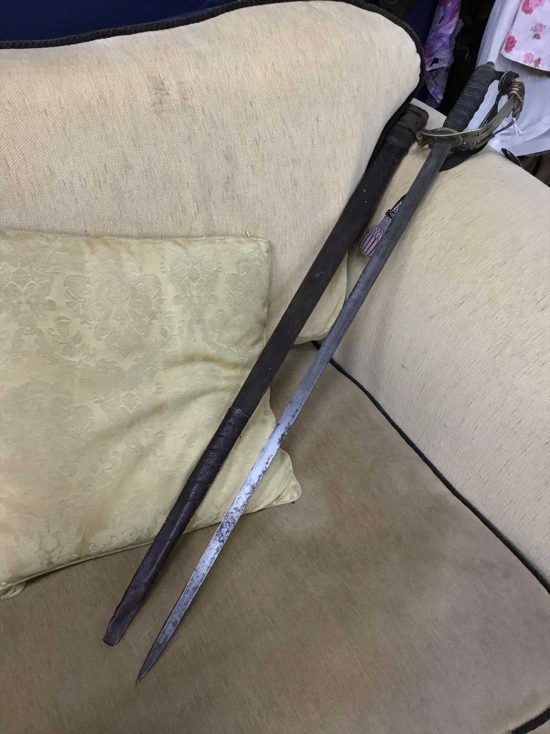 Lot 154 - A WWI OFFICERS DRESS SWORD