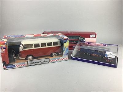 Lot 158 - A LOT OF CORGI AND OTHER MODEL VEHICLES