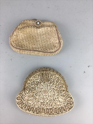 Lot 169 - A LOT OF TWO EARLY 20TH CENTURY BEADED EVENING BAGS