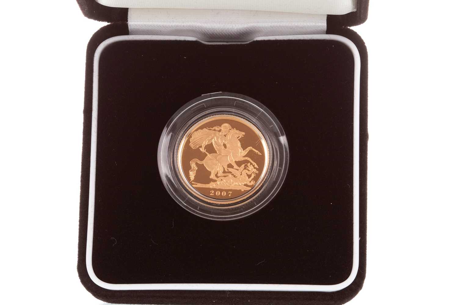Lot 30 - A THE ROYAL MINT GOLD PROOF SOVEREIGN, 2007