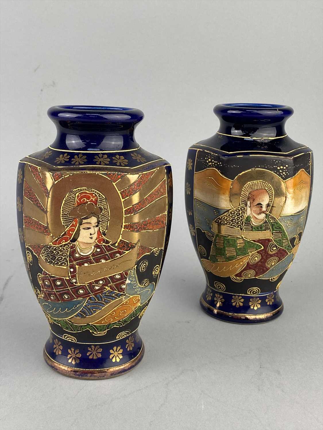 Lot 174 - A PAIR OF JAPANESE VASES AND A PAIR OF MASKS