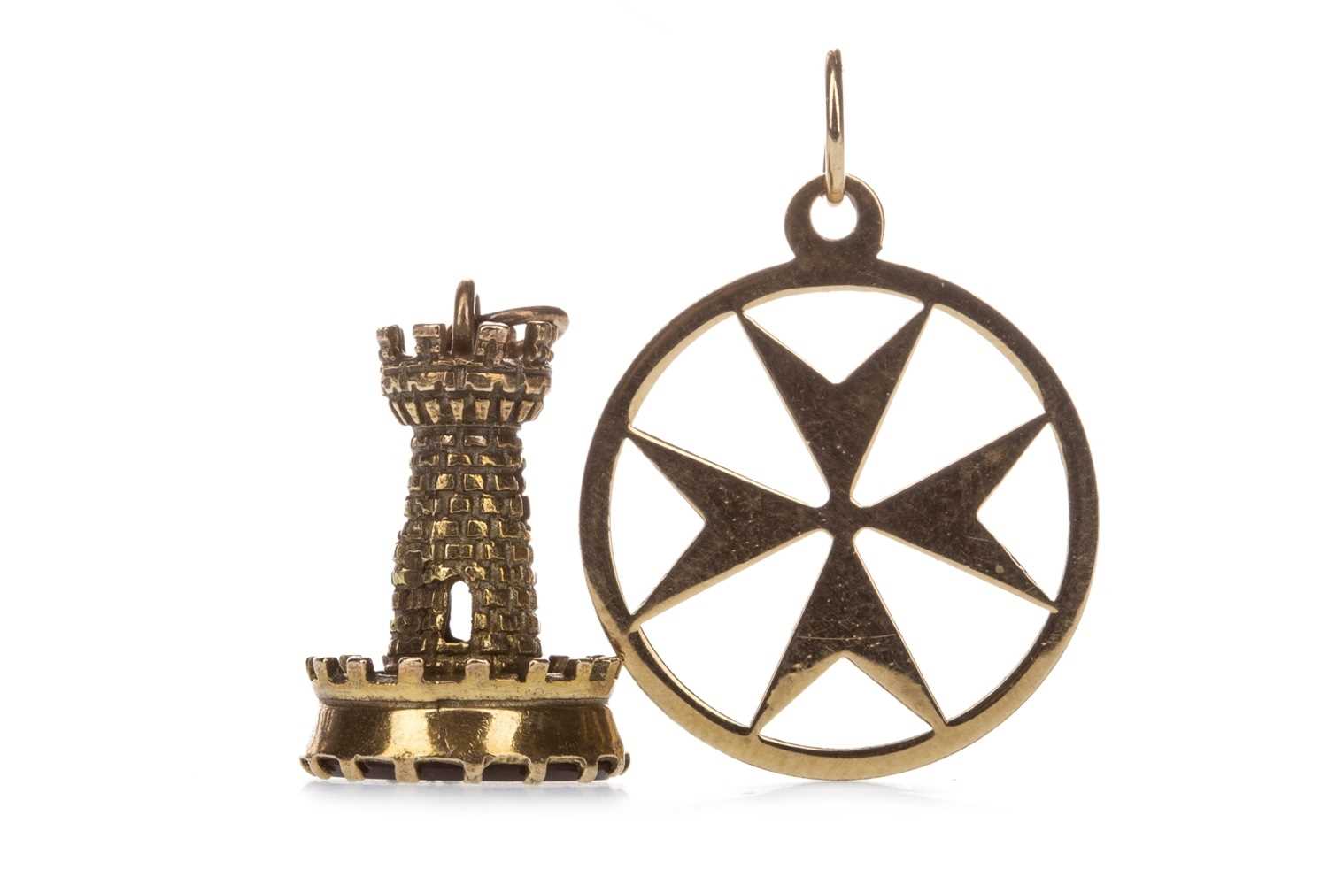 Lot 333 - A MALTESE CROSS PENDANT AND A SEAL FOB