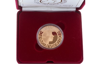 Lot 57 - A THE ROYAL MINT GOLD PROOF COIN